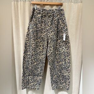 Le Bon Shoppe Arc Pants : Leopard